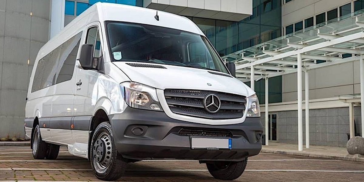 Besseling-minibus-min