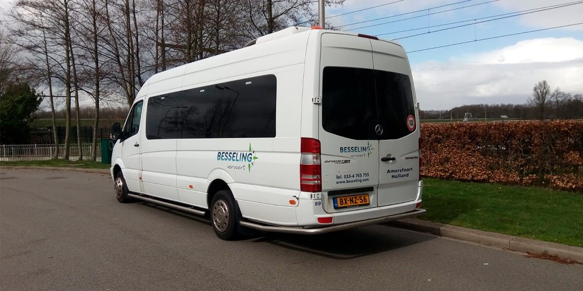 besseling-midibus-16pax_2-min